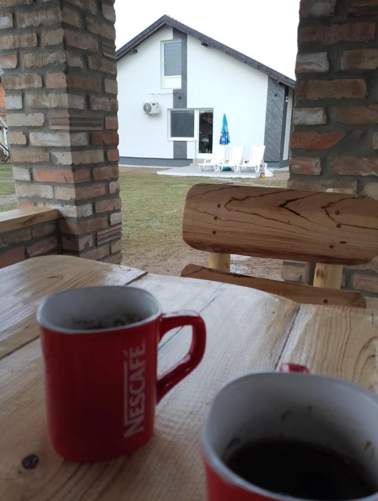 Apartman Dve Lipe Palić Eksteriør billede