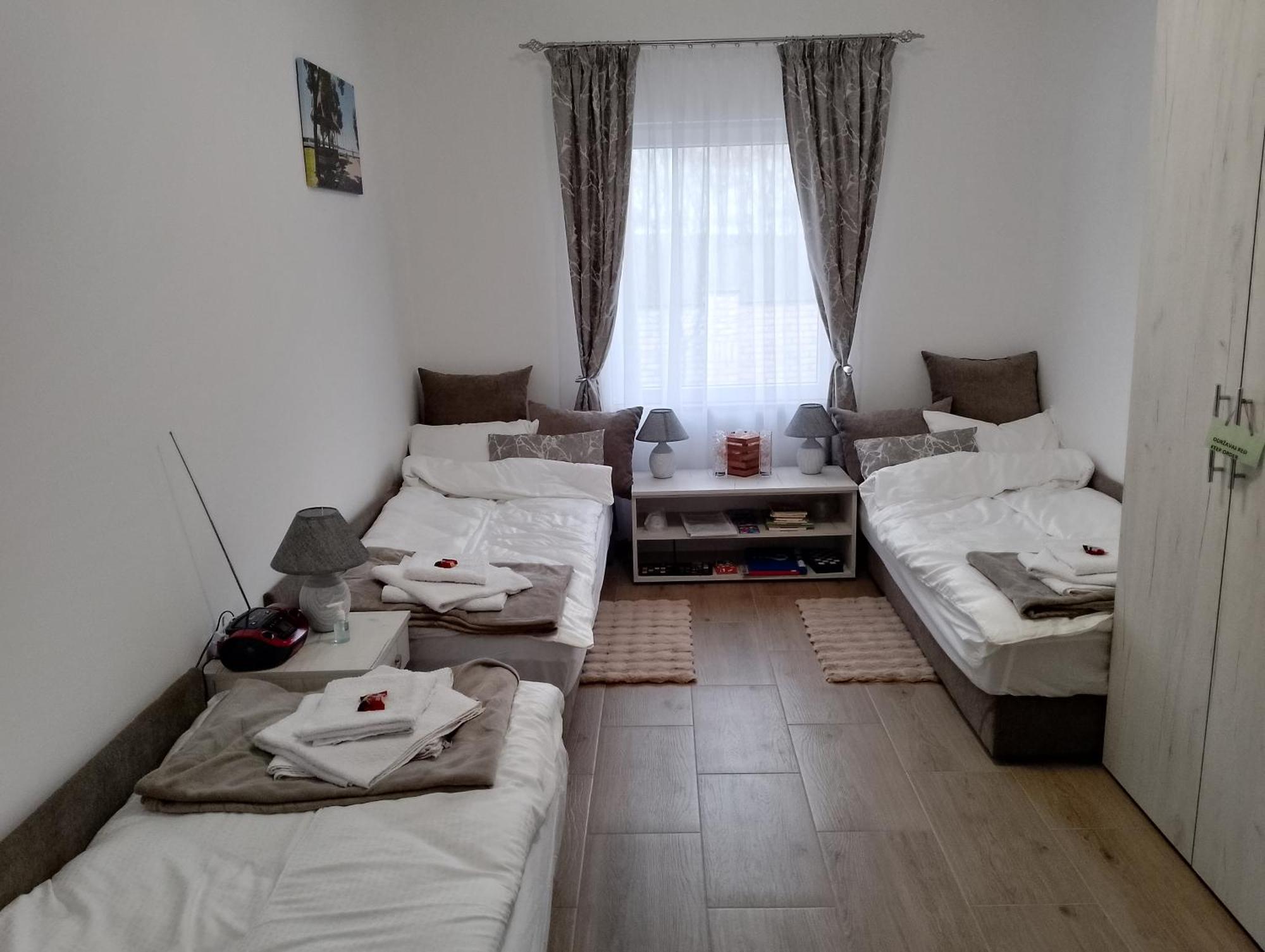 Apartman Dve Lipe Palić Eksteriør billede